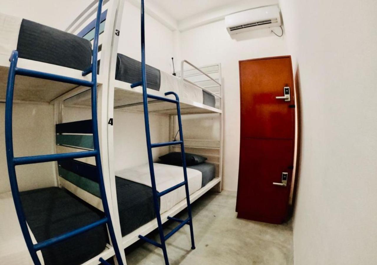 Hangover Hostels Vịnh Arugam Ngoại thất bức ảnh