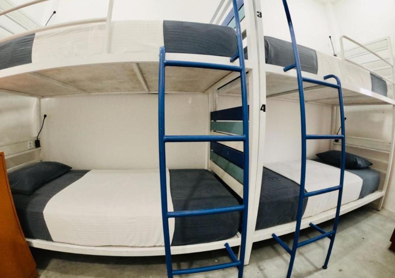 Hangover Hostels Vịnh Arugam Ngoại thất bức ảnh