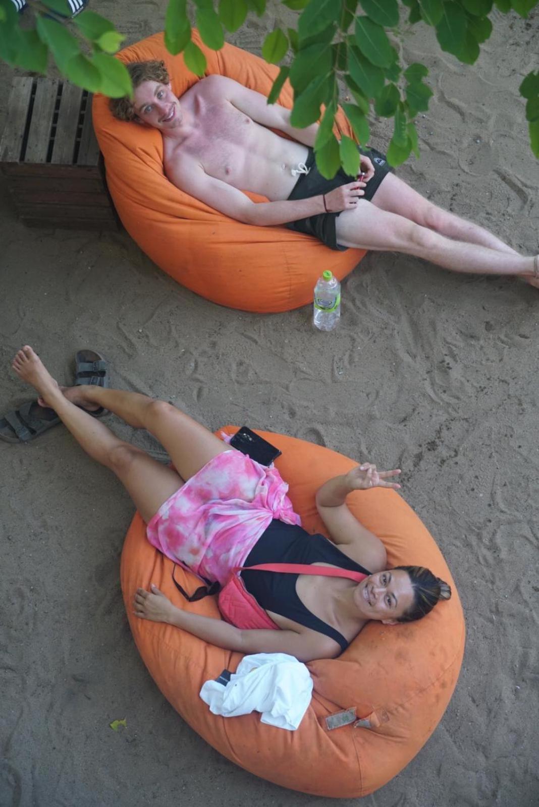 Hangover Hostels Vịnh Arugam Ngoại thất bức ảnh