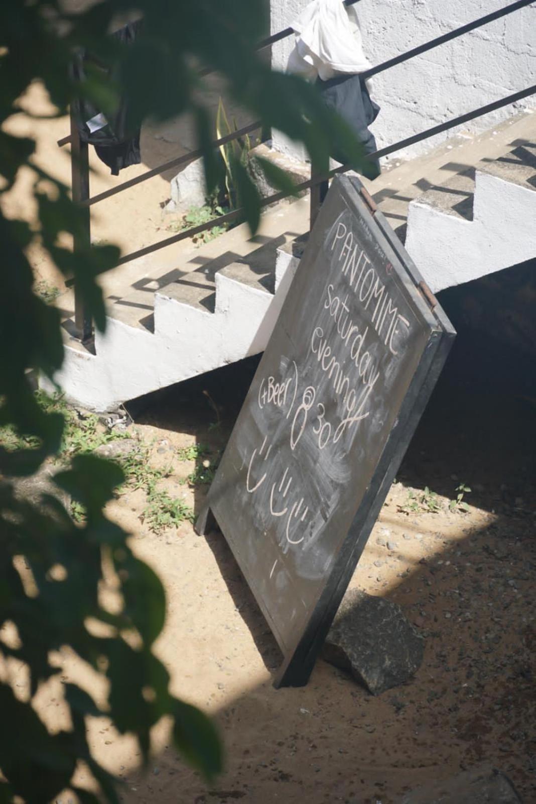 Hangover Hostels Vịnh Arugam Ngoại thất bức ảnh